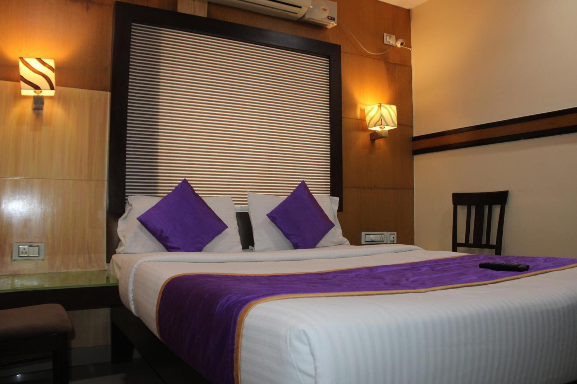 Hotel Vp International à Bangalore Extérieur photo