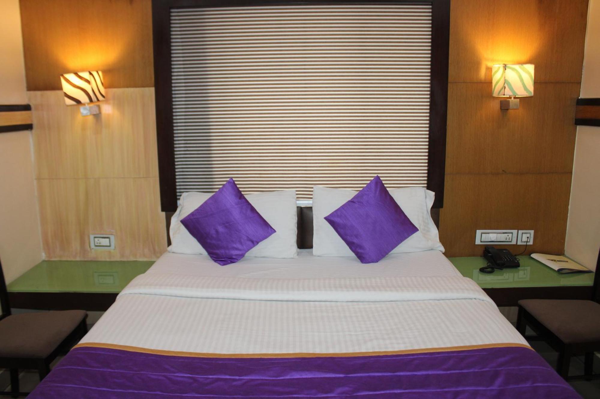 Hotel Vp International à Bangalore Extérieur photo