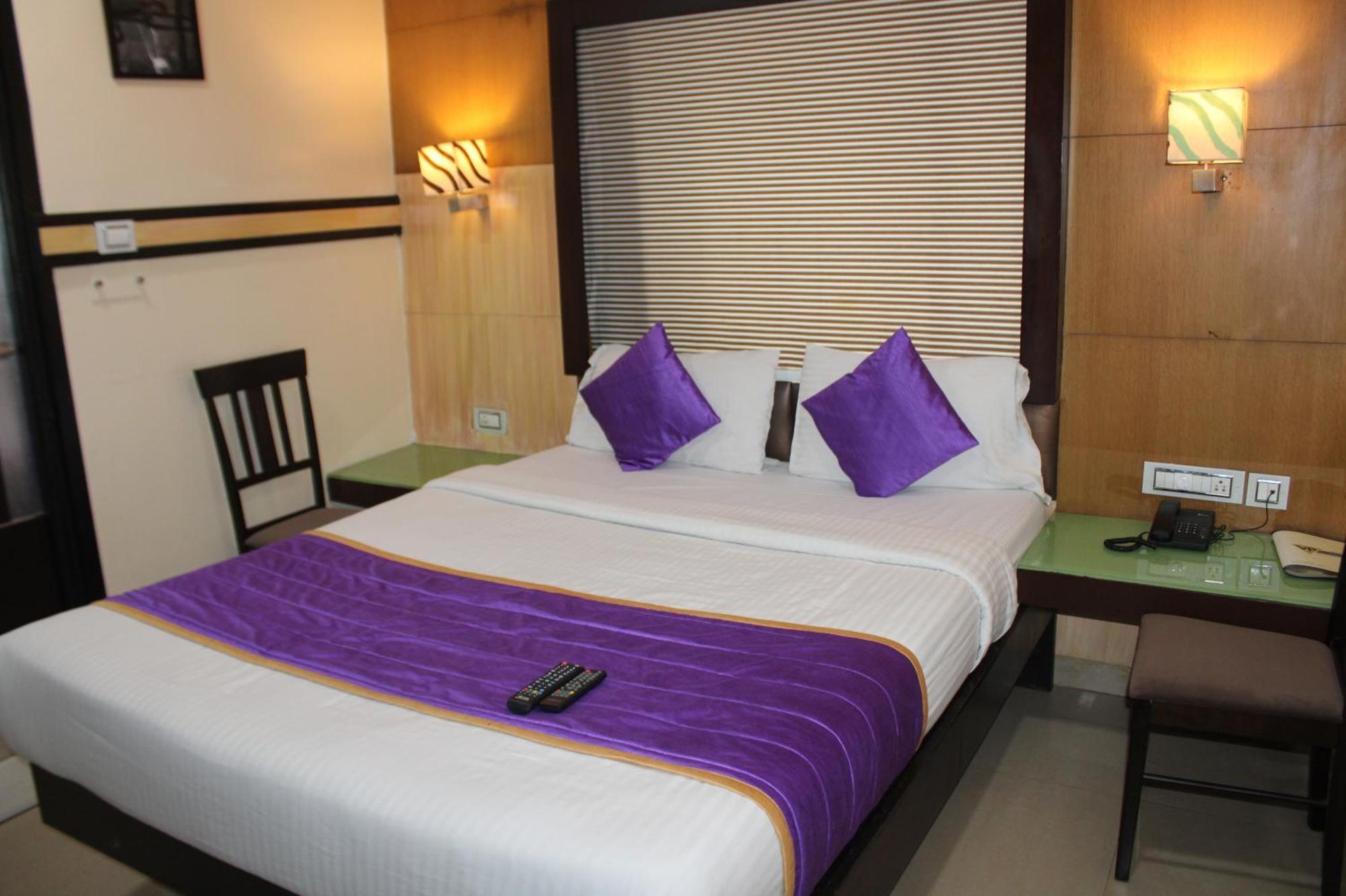 Hotel Vp International à Bangalore Extérieur photo