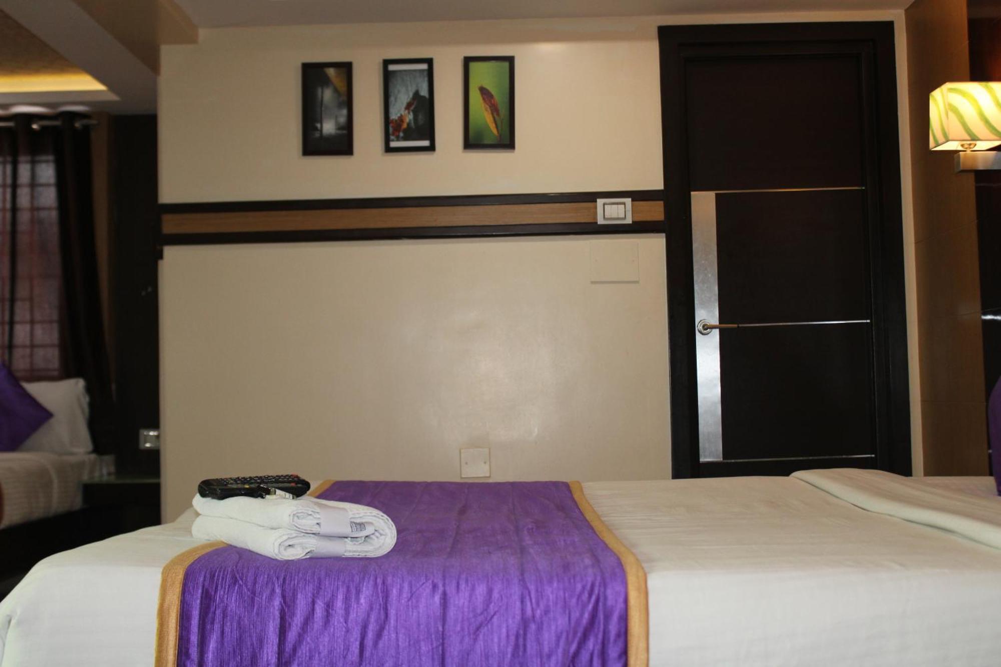 Hotel Vp International à Bangalore Extérieur photo
