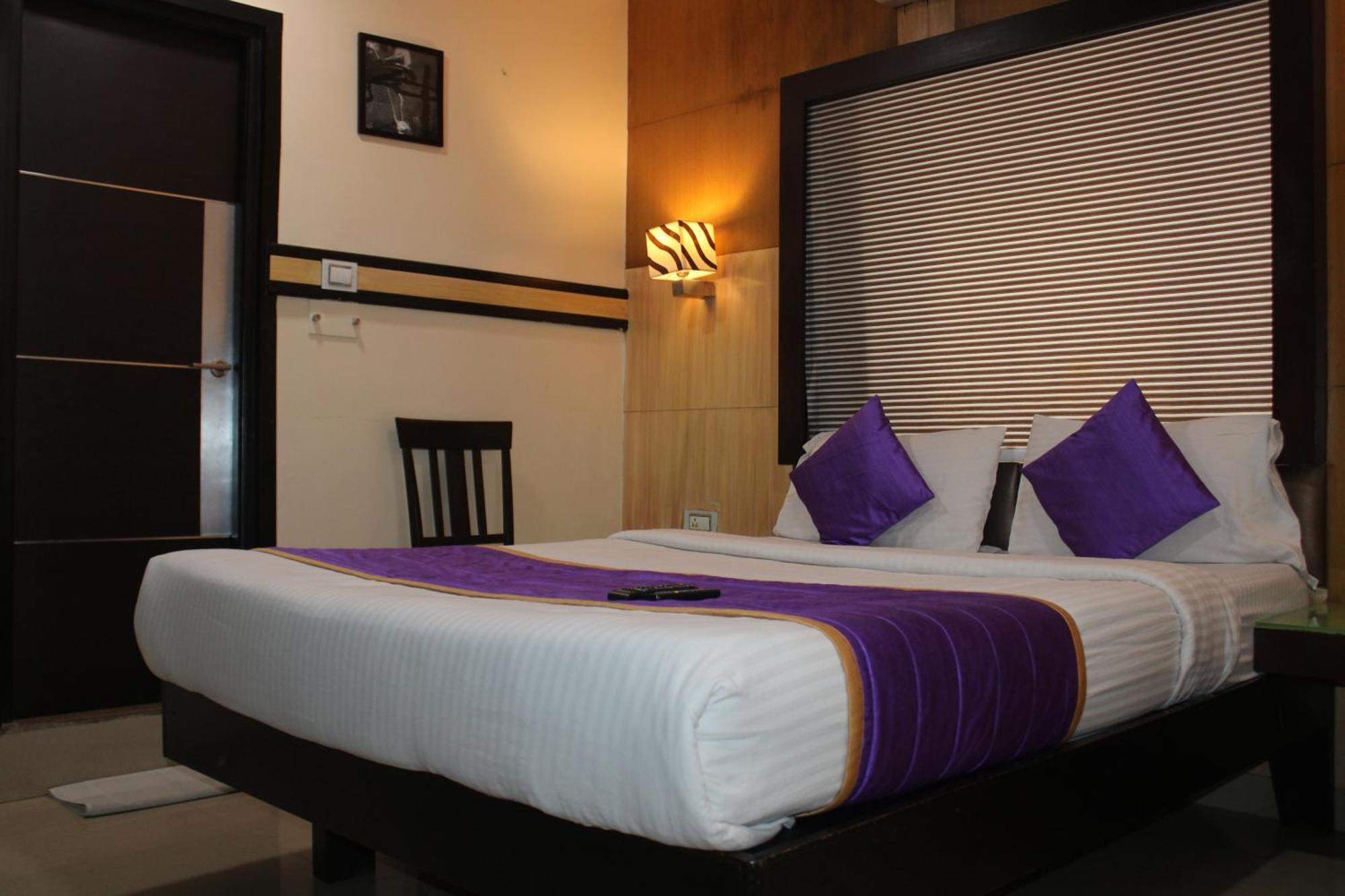 Hotel Vp International à Bangalore Extérieur photo