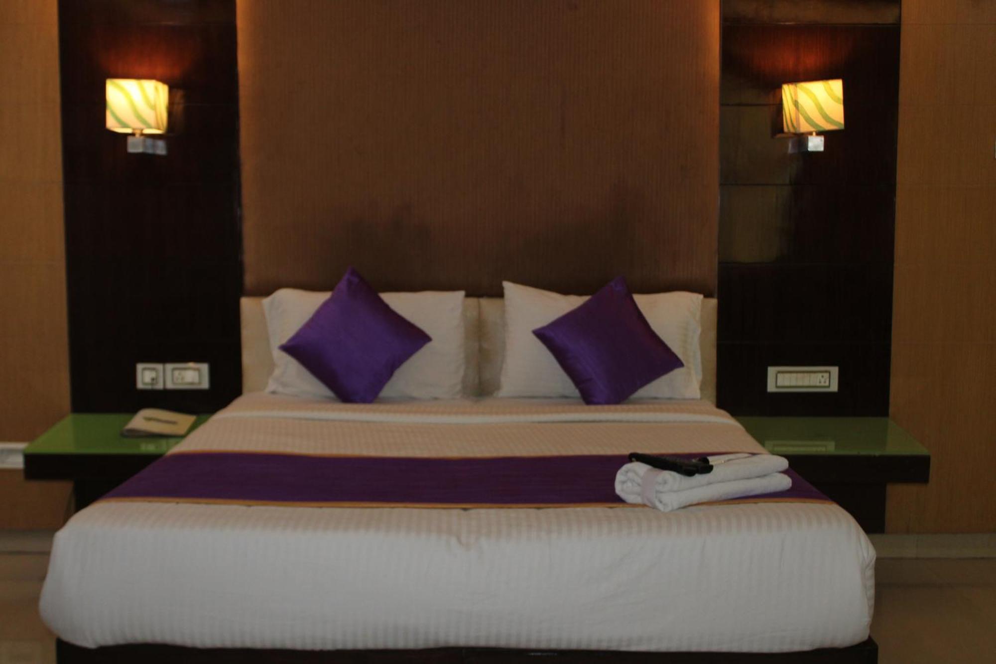 Hotel Vp International à Bangalore Extérieur photo