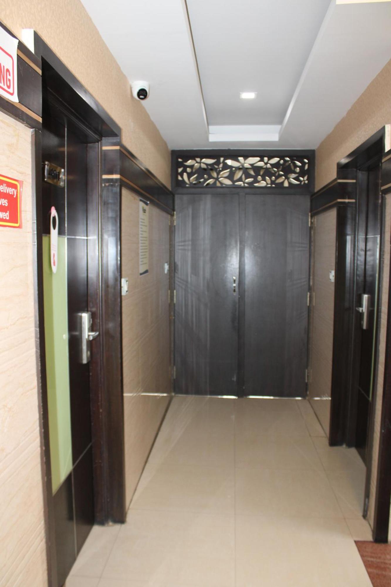 Hotel Vp International à Bangalore Extérieur photo