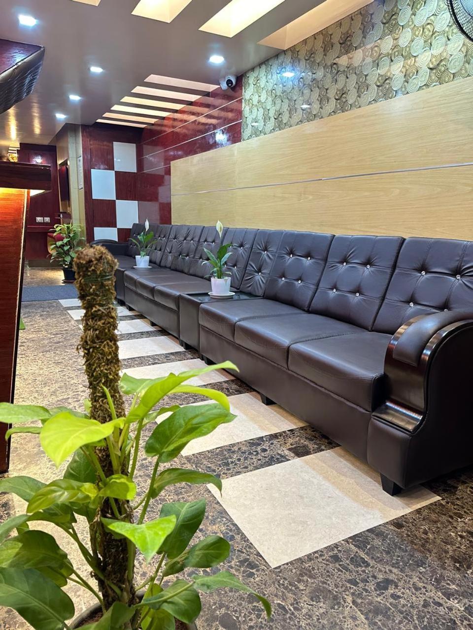 Hotel Vp International à Bangalore Extérieur photo